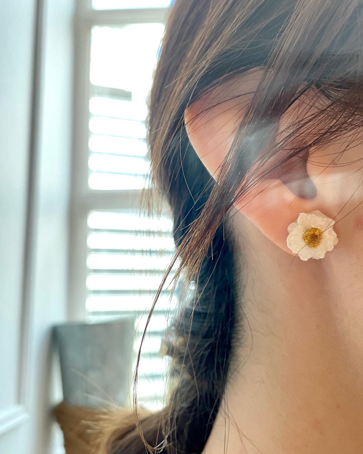 | AU03 𝕄𝕋 𝔸ℕℕ𝔸ℕ | 紙雛菊耳環